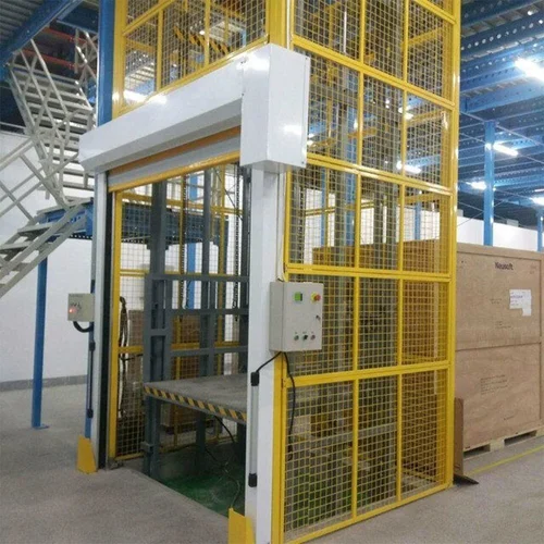 3000 Kg Industrial Goods Lift